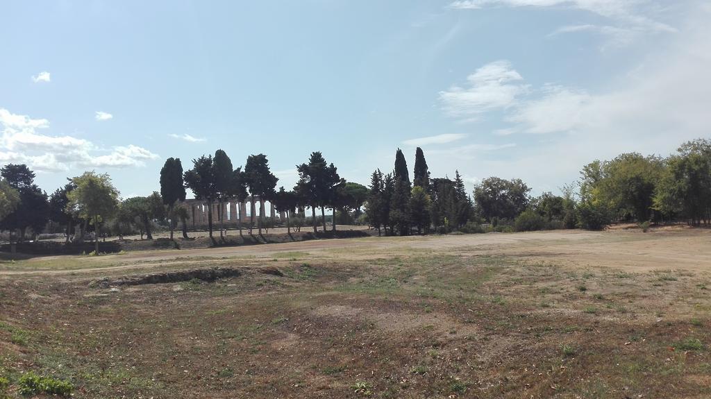 Hotel Porta Aurea Paestum Exterior foto